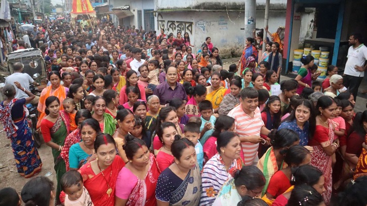 ফুলবাড়ীতে শ্রীশ্রী জগন্নাথ দেবের উল্টোরথ যাত্রা