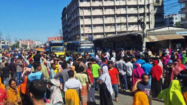 গাজীপুরে শ্রমিকদের অবরোধে মহাসড়কে যানজট