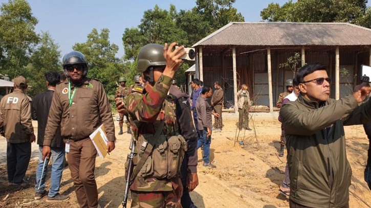 টাঙ্গাইলে বনভূমি দখলমুক্ত, সাভারে ইটভাটায় জরিমানা