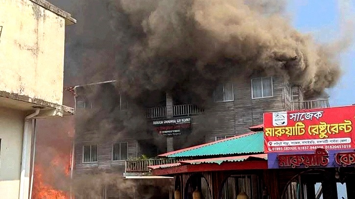 সাজেকের আগুনে পুড়লো রিসোর্ট, কটেজসহ ৬০ স্থাপনা