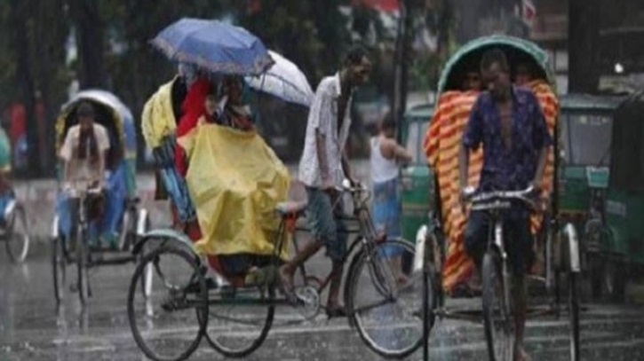 সিলেটে বৃস্পতিবার সকাল থেকে ভারী বৃষ্টিপাত