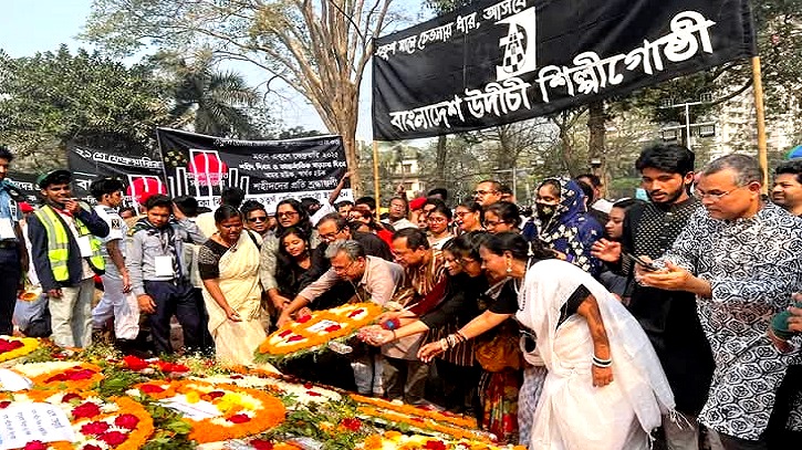 মবতন্ত্রের বিরুদ্ধে প্রতিরোধ গড়ার প্রত্যয়